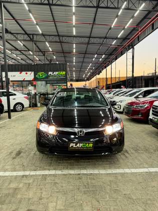HONDA CIVIC 1.8 LXS 16V FLEX 4P AUTOMÁTICO HONDA CIVIC 1.8 LXS 16V FLEX 4P AUTOMÁTICO